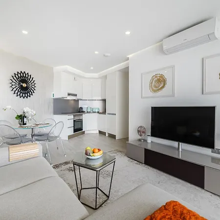 公寓 Sundream Escape - Penthouse With Ocean View, Airco, Heated Pool 阿德耶