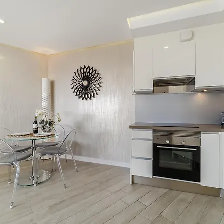Sundream Escape - Penthouse With Ocean View, Airco, Heated Pool 公寓
