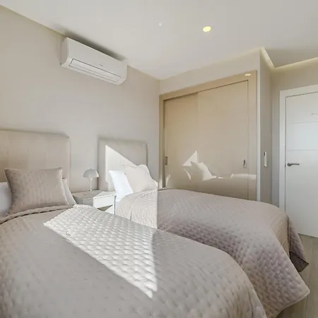 Sundream Escape - Penthouse With Ocean View, Airco, Heated Pool * 阿德耶